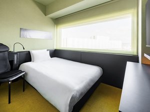 【セミダブル】内側シャワーブース(バスタブなし)ベッド幅130cm×長さ195cm×1台