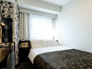 スタンダードルーム2名(広さ10u/ベッド幅140cm/ベッド下収納あり)