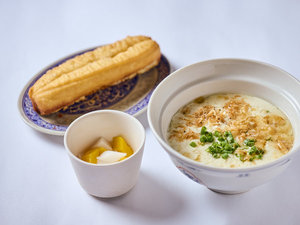 台湾豆乳スープ&揚げパン