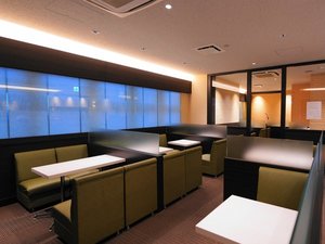 【朝食】ご飲食テーブル