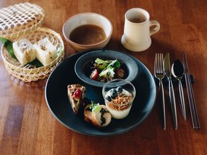 朝食