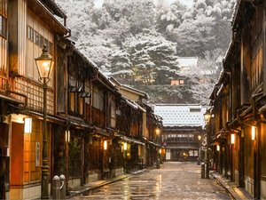 冬のひがし茶屋街