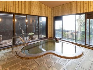 大浴場・女湯かわいいハート形の大浴場でリフレッシュ&リラックス(もちろんオーシャンビューです)