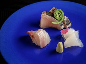 �����i���j