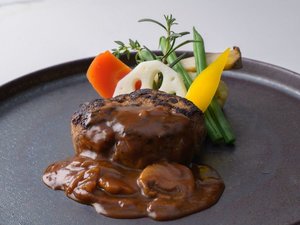 【2026年4月25日より販売開始 洋食メニューがさらに充実】 ハンバーグステーキ ※ランチイメージ