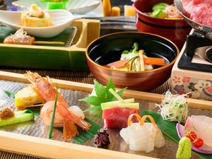 【上州味覚会席〜夏】夏の味覚を感じる、彩り豊かなお料理の数々。