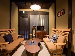 【京都府京都市内京都駅周辺の民泊・古民家・一棟貸し京町家の宿】鈴 六条町家