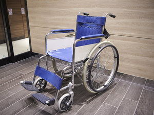 貸出備品:車いす