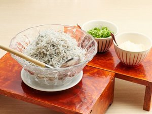 朝食ブッフェでは、しらすも食べ放題