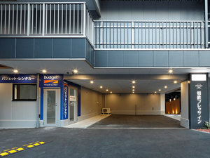 ・【バジェットレンタカー】当ホテル1階にございます。神戸周辺のドライブに便利