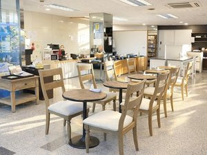 2階朝食会場ご利用時間:午前7時から午前9時