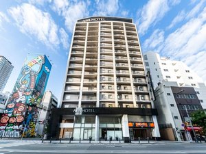 ホテル外観(昼)
