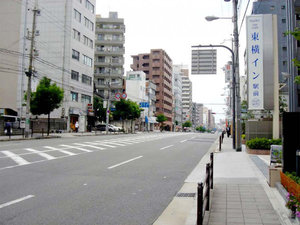 ホテルの周りは静かです