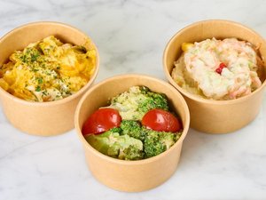 朝食(サラダ一例)