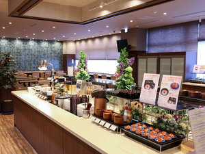 ■朝食バイキング レストラン内観