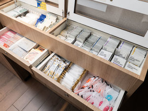 �j����킸�A����l�l1���ɂ�5�_�܂ŁA���D���ȃA���j�e�B�������R�ɂ��I�т��������܂�