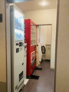 自動販売機(ソフトドリンクのみ)