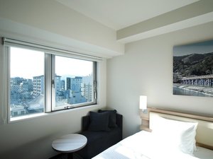 【京都市河原町・烏丸の徒歩5分以内のビジネスホテル】トラベロッジ京都四条河原町