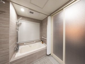 アクセシブルルーム バスタブ