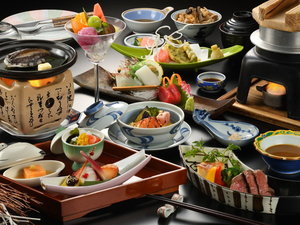 「鮑の踊り焼」特別会席+青森県産牛ステーキ