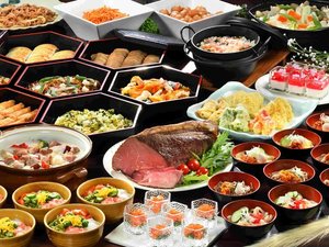 ローストビーフ、盛岡三大麺、ひっつみ汁などのいわての伝統料理や東北料理なども食べ放題。