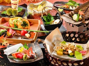 【夕食】越前郷土会席(一例):地元の厳選されたとれたて新鮮素材を四季に合わせて調理いたします。