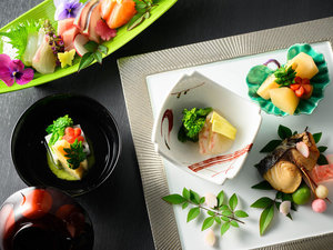 【かがりや会席〜大和の恵〜】大和三大肉に華を添える季節のお料理をあわせてお楽しみください。