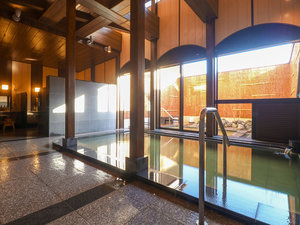 月岡温泉　源泉100％　24時間入浴可能　したしみの宿 東栄館の施設写真1