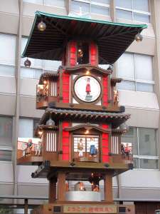 【からくり時計】道後商店街入口《徒歩約7分》