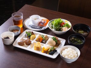 朝食ビュッフェ 盛り付け(一例)