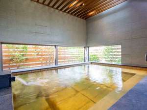 �j���嗁��