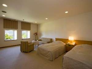 �y�ΐ쌧:�֓��E�\�o�z�t�@�~���[�C�� �r���[�E�T���Z�b�g