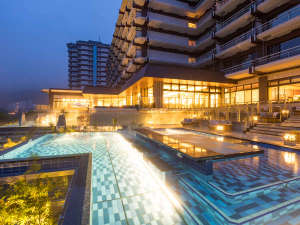 *�y���Ձ[��F��i�i���j�z��̓��}���`�b�N�ȃi�C�g���Ձ[��ɂȂ�܂���