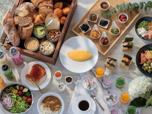 ANA�N���E���v���U�z�e�����mby IHG�̎{�ݎʐ^1