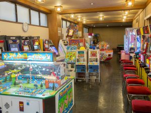 Urplais ホテル 旅館 宿泊施設の検索 大人もワクワク 懐かしい 子供もわくわく 新体験 ボードゲーム貸出中 呉羽ハイツ