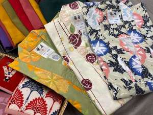色浴衣貸し出し帯付き550円