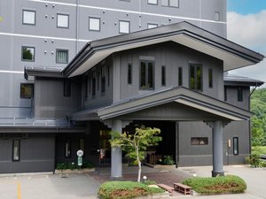 ホテル正面エントランス