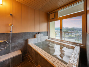 【特別室】展望風呂付のお部屋。お部屋で誰の目も気にせず、開放的なバスタイムを