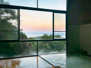 �����M����z�e���̎{�ݎʐ^1