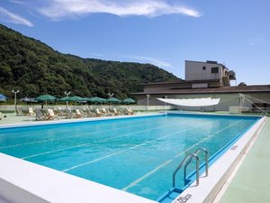 ガーデンプール(25メートルプール)2026年7月15日(水)〜8月31日(月)