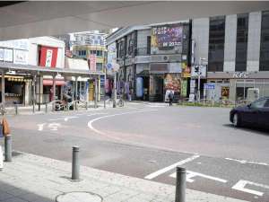 東口ロータリー