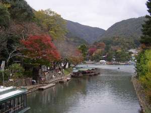 ■風景■渡月小橋より秋の彩りを望む