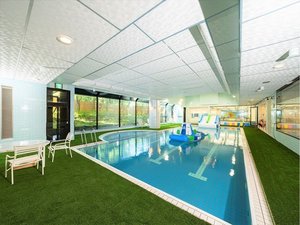 �y�L�b�Y�v�[���p�[�N�z�����p���ԁF15:00�`19:00�c�Ɠ��F���E�y�E���E�j��