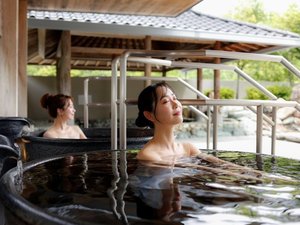 �I�V���C���B�e�̈׃o�X�^�I���𒅗p���Ă���܂��B