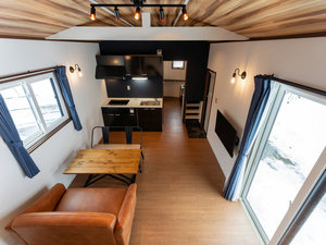 �y�����z����t�R�e�[�W Room01�^���1�`4���^�x�b�h���[���{���t�g