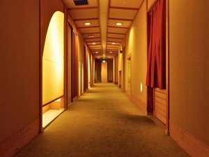 新露天風呂客室|お部屋へと続く落ち着いた専用廊下