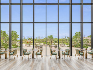 �I�[���f�C�_�C�j���O�uTHE MA-SANS BEACH HOUSE �i�U�E�}�[�T���Y�E�r�[�`�n�E�X�j�v