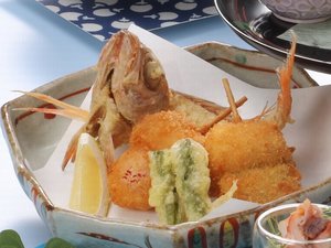 �y�Ẳԗ��ȁz�̂ǂ���̋��J�c