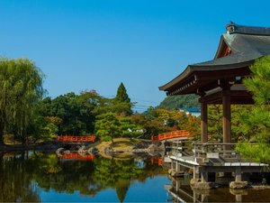 前へ【当館から車で約5分】紫式部公園:全国でも珍しい寝殿造りの庭園