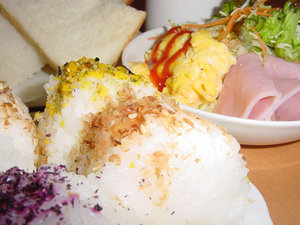 朝食無料サービス
